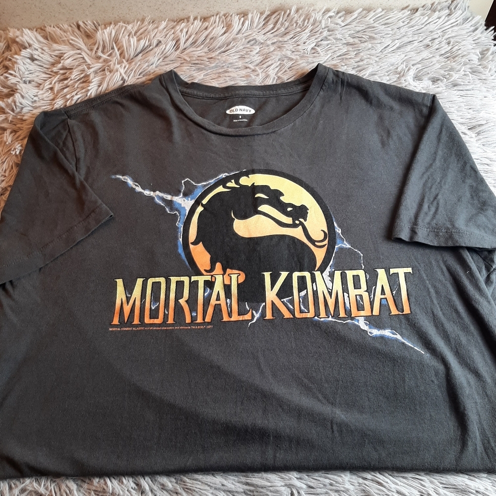 Mortal Combat shirt Size Small